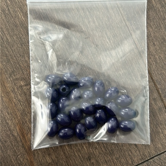 Assorted Crafting Bead Set, Colourful Jewellery Making Beads, Loose Craft Supply - Picture 8 of 11